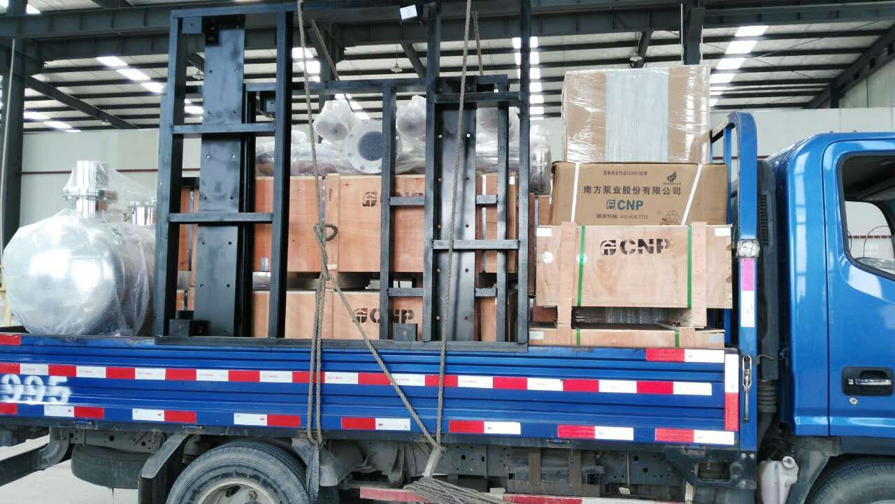 高溫天氣全力配合出貨,確保用戶正常供水!